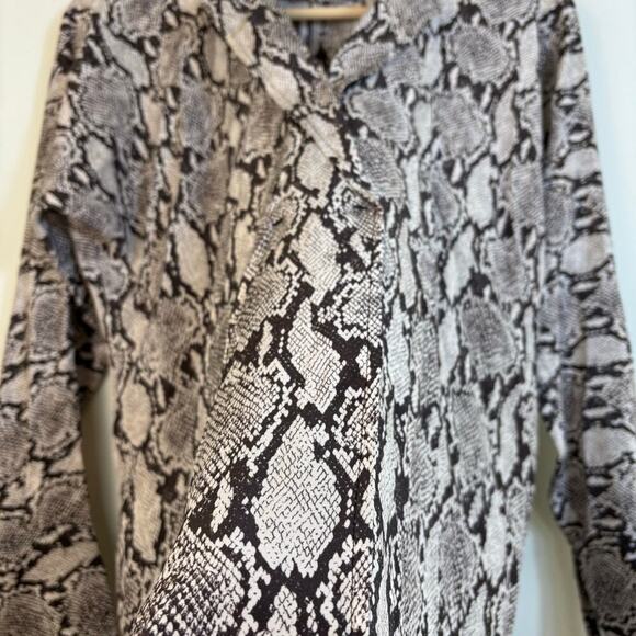 A.L.C. Noreen Dolman Snake Print Silk Blouse Size 0 Long Sleeve Relaxed - Picture 8 of 10